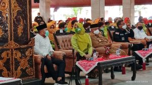 Dr Lia Istifhama Lantik Pengurus Perempuan Tani HKTI Malang