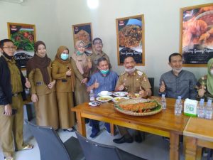 Warung Makan Buguri, Miliki Ciri Khas Ayam Goreng dan Seafood Hadir di Sengkang
