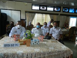 Sekda OKU Menghadiri Video Conference Rakernas Forum Sekretaris Daerah (Forsesdasi) Seluruh Indonesia