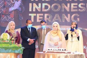 Bantuan Lampu PJU-TS Progam Indonesia Terang Tidak Dipungut Biaya