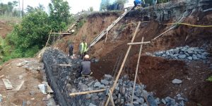 Plengsengan Ambrol di Bandar Angin Pagak, Telah di Bangun