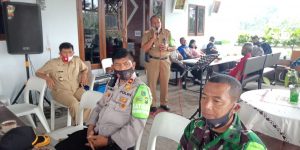 Kades Curungrejo dan Camat Resmikan RTH Taman Curhat& D’Flash Caffe