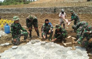 Danrem 071/Wijayakusuma Turun Tangan Bantu Pembangunan Sentra Perekonomian Masyarakat