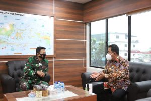 Pangkogabwilhan I Terima Bantuan 50.000 Masker dari Pjs. Gubernur Kepri