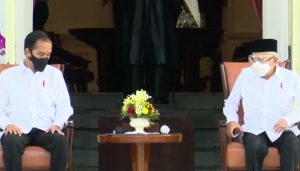 Presiden Jokowi Umumkan Resuffle Kabinet Secara Virtual