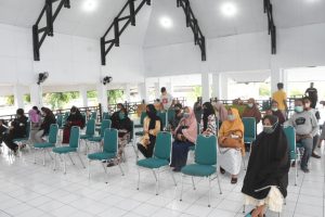 Sebanyak 78 Orang Pengungsi Korban Bencana Gempa di Sulbar tiba di Rujab Bupati Soppeng