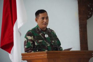 Dr. Aqua Dwipayana : Komunikasi senjata utama Prajurit TNI