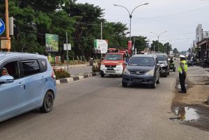 Jajaran Polantas Polres Morowali Laksanakan Strong Poin di Jalan Raya