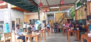 Jalin Sinergitas , Kepala Imigrasi Kelas II Banggai Non TPI Ajak Ngopi Bareng Wartawan Morowali