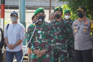 Sinergi TNI, Polri dan Pegiat UMKM Bakti Sosial di masa Pandemi Covid-19