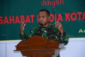 Buka Puasa Bersama Komandan Korem 151, Dandim 1504 dan Wartawan