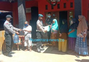 Ramadhan Berkah, Polsek Prembun Polres Kebumen Bagikan Paket Sembako