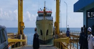 Tokoh Masyarakat Raas Mengupayakan Masyarakat Raas Yang Tertahan di Pelabuhan Jangkar Bisa Teratasi