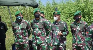 Hadiri Pemakaman, Danrem 132/Tdl Sampaikan Rasa Duka Mendalam Kepada Keluarga Alm Serma Hendera