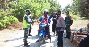 Koramil 15/Klirong Disiplinkan Prokes di Kawasan Wisata