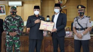 Rapat Paripurna DPRD  OKU Pidato Pengantar RPPA TA 2020 dan Penyerahan Dokumen RPP APBD OKU TA 2020
