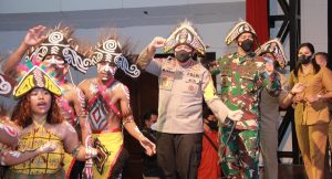 Pentas Seni Peringatan Hari Lahir Pancasila Berkat Sinergitas TNI Polri Dalam Membina Mahasiswa Papua di NTB