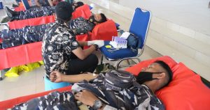 Tindak Lanjuti Arahan Kepala Staf TNI Angkatan Laut, Lanal Palu Laksanakan Donor Darah Serentak.