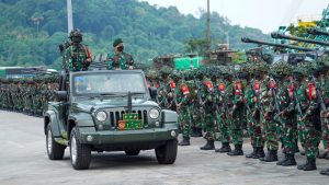 Pangkostrad Pimpin Upacara Pemberangkatan Latihan Antar Kecabangan “Kartika Yudha” 2021