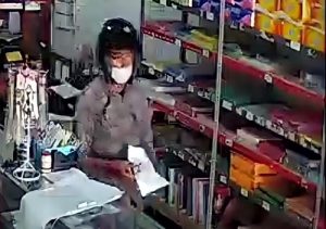 Inilah sosok pelaku pencurian HP terekam cctv viral di medsos