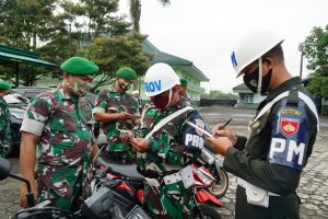 Eliminir pelanggaran Prajurit, Korem 071/Wijayakusuma gelar pengecekan administrasi kendaraan Prajurit.