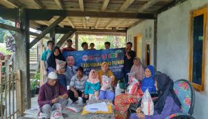 PT Seminung Mitra Sejahtera salurkan CSR 1000 kantong beras premium