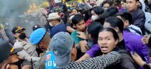Demo Mahasiswa Wajo Diwarnai Aksi Saling Dorong