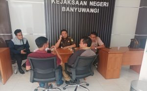 Kejaksaan Negeri Banyuwangi Tahan Penambang Tanpa Ijin