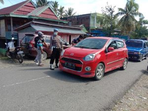 Kapolsek Tanasitolo dan personel, laksanakan operasi yustisi