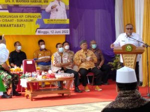Bupati Sukabumi resmikan jalan lingkungan di Kampung Cipancur, Pada Asih, Cisaat