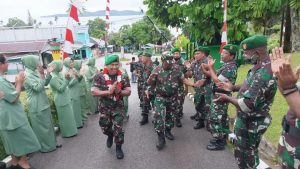 Personel Kodim 1803/Fakfak Laksanakan Acara Penyambutan Dandim 1803/Fakfak Letkol Inf Tri Handoko Wicaksono