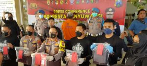 Timsus Macan Blambangan Streskrim Polresta Banyuwangi, amankan pelaku pencabulan Santriwati di Lampung Utara