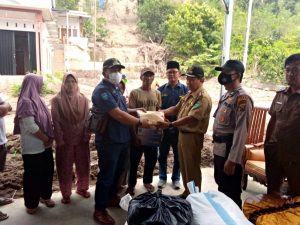 Kolaborasi Karang Taruna salurkan bantuan bencana longsor Pilla