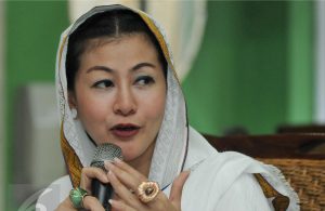 Saling tuding Demokrat dan PDIP soal status “wanita emas” Hasnaeni