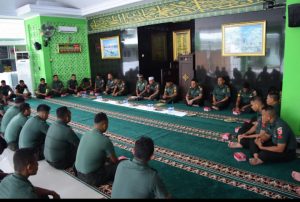 Peringati HUT TNI Ke-77 Tahun 2022 Prajurit Korem 151/Binaiya Gelar Doa Bersama