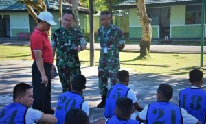 Danrem 151 Tinjau pelaksanaan test kesegaran jasmani werving cata subpanda Ambon gelombang ll Tahun 2022