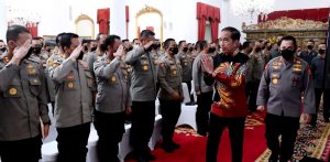 Presiden Jokowi ‘senggol’ pejabat Polri soal gaya hidup mewah