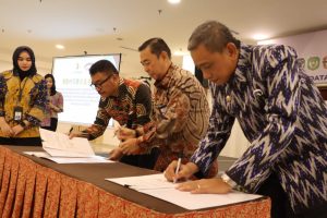 Bupati Wajo Teken MoU dengan BPKP Sulsel-Bank Sulselbar Terkait Aplikasi RKUD dan FMIS