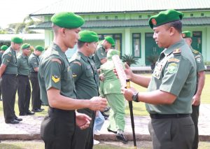 Dandim 0111/Bireuen Pimpin Acara Tradisi Korps Raport Pindah Satuan