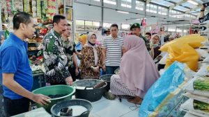 Wabup Pantau Harga Bahan Pokok Stabil dan Aman Jelang Ramadan di Wajo