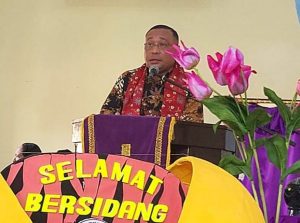 Huwae Sampaikan Pesan Gubernur MI di sidang 41 Klasis Taniwel