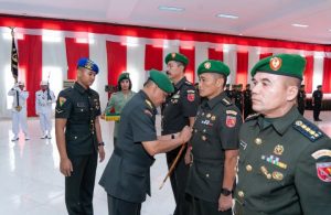 Jabatan Katopdam dan Kakumdam XVI/Pattimura Diserah Terimakan