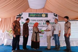 Tingkatkan SDM Menyeluruh Di Morowali, PT.IMIP Serahkan Gedung Baru SMK Al- Khairaat
