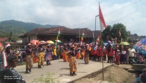 Meriahkan HUT RI ke-78 Desa Sri Menanti Gelar Karnaval dan Perlombaan