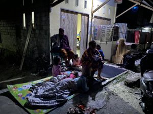 Gempa Guncang Donggala Ribuan Warga Mengungsi