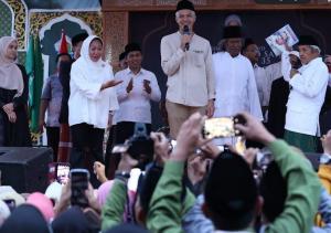 Ganjar Apresiasi Petani Milenial Sulap Tanah Bengkok Jadi Agrowisata