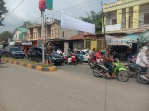 Lalu Lintas Semeraut, Warga Minta Kadis Perhubungan Madina Di Copot