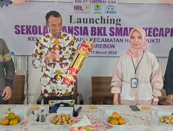 Launching Sekolah Lansia BKL Smart Kecapi di RW 17 Ciremai Giri Tingkatkan Kualitas Hidup Lansia Kota Cirebon
