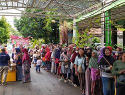 Berbagi Berkah Ramadhan, PWRI dan DKP3 Sukses Gelar Acara PWRI Peduli Berbagi di RW 17 Ciremai Giri Cirebon
