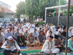 Kemeriahan Sholat Idul Fitri di Masjid Nurul Mutaqien, Warga Ciremai Giri Berbondong-bondong Hadir